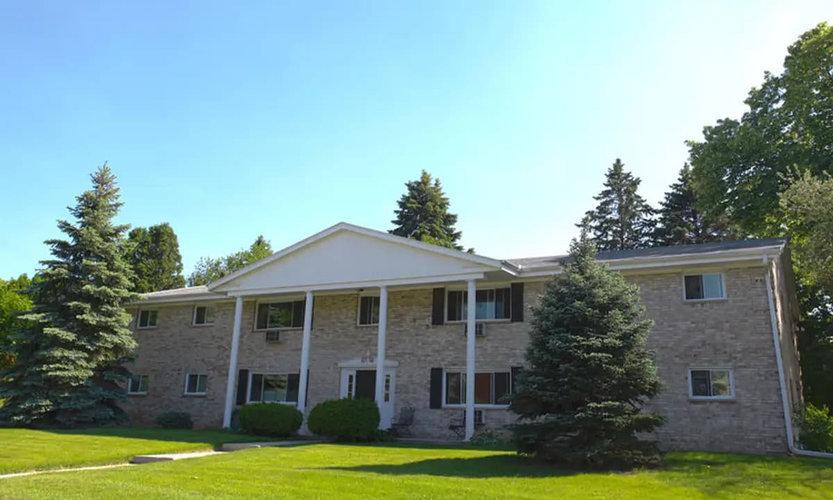 Greendale apartments for rent - image - 1.jpg