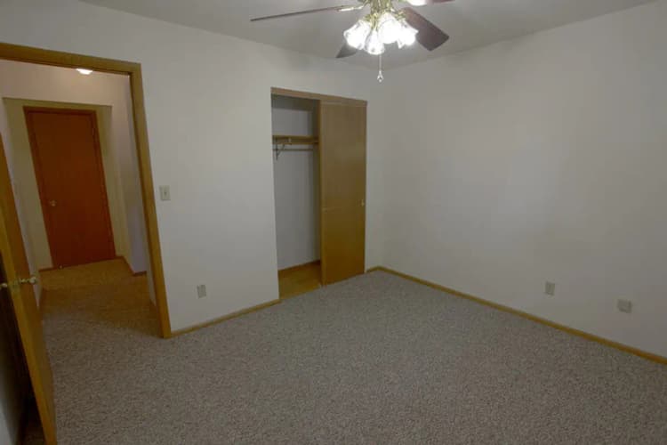 Greendale apartments for rent - image - 9.jpg